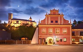 Hotel Ruze